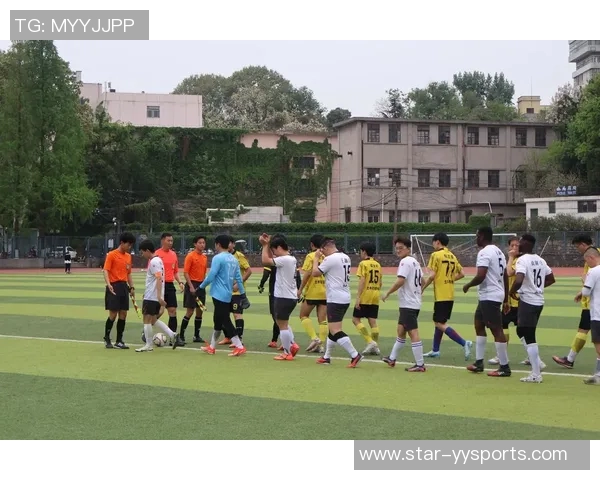 李秀英专访:从草根到明星的足球人生回顾与感悟 李秀英专访:从草根到明星的足球人生回顾与感悟